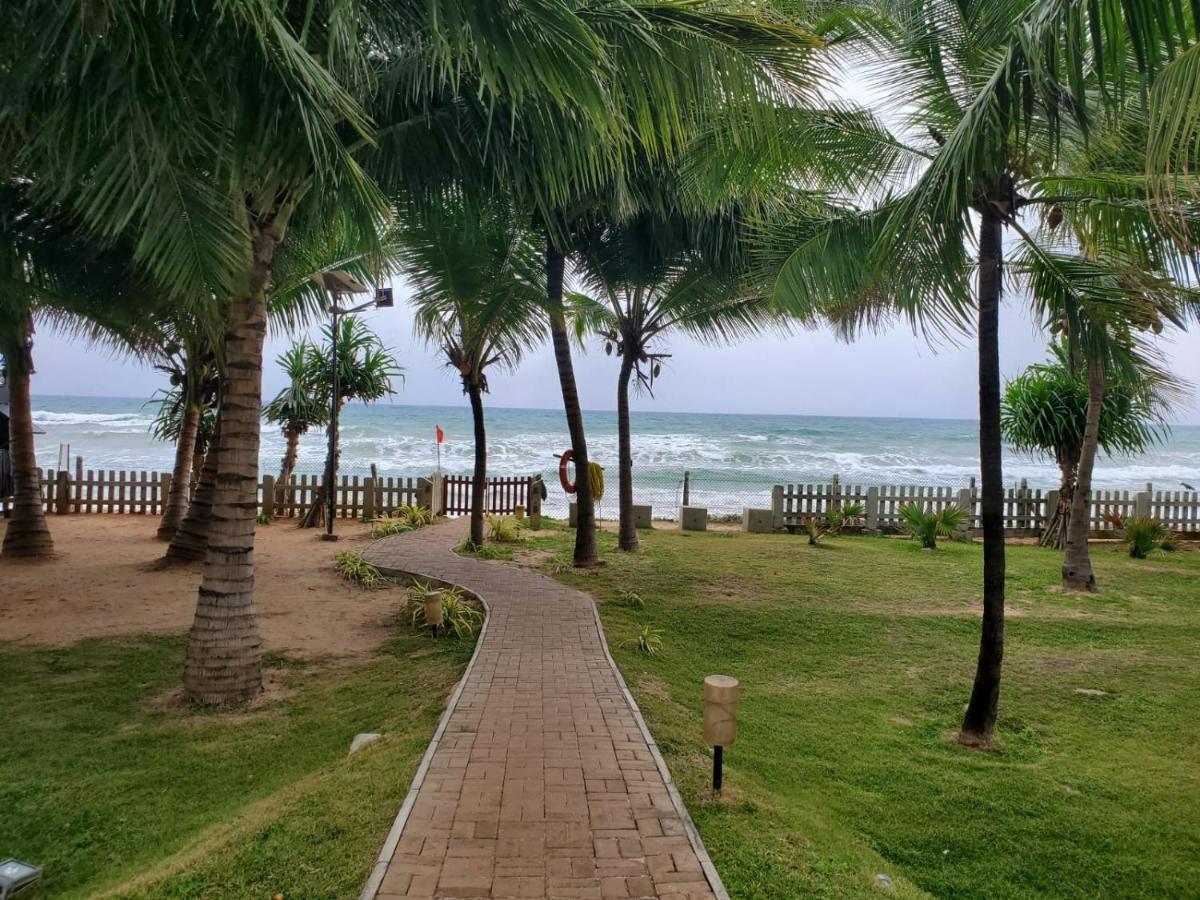 Beach Front Paradise Нилавели Экстерьер фото