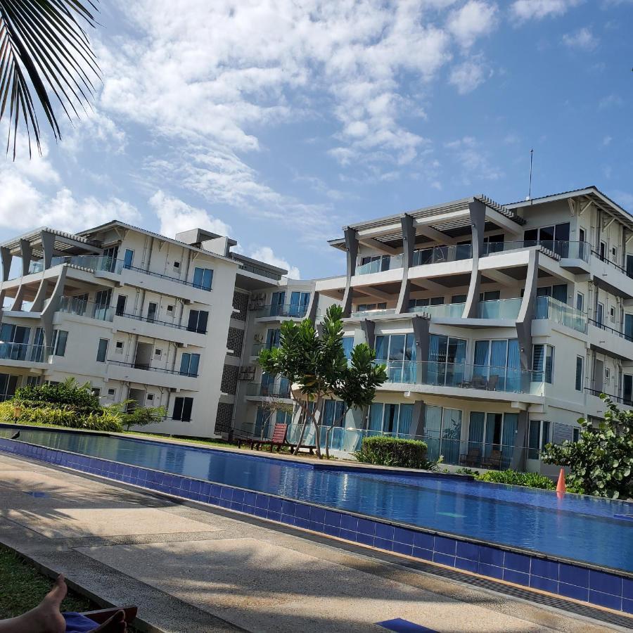 Beach Front Paradise Нилавели Экстерьер фото